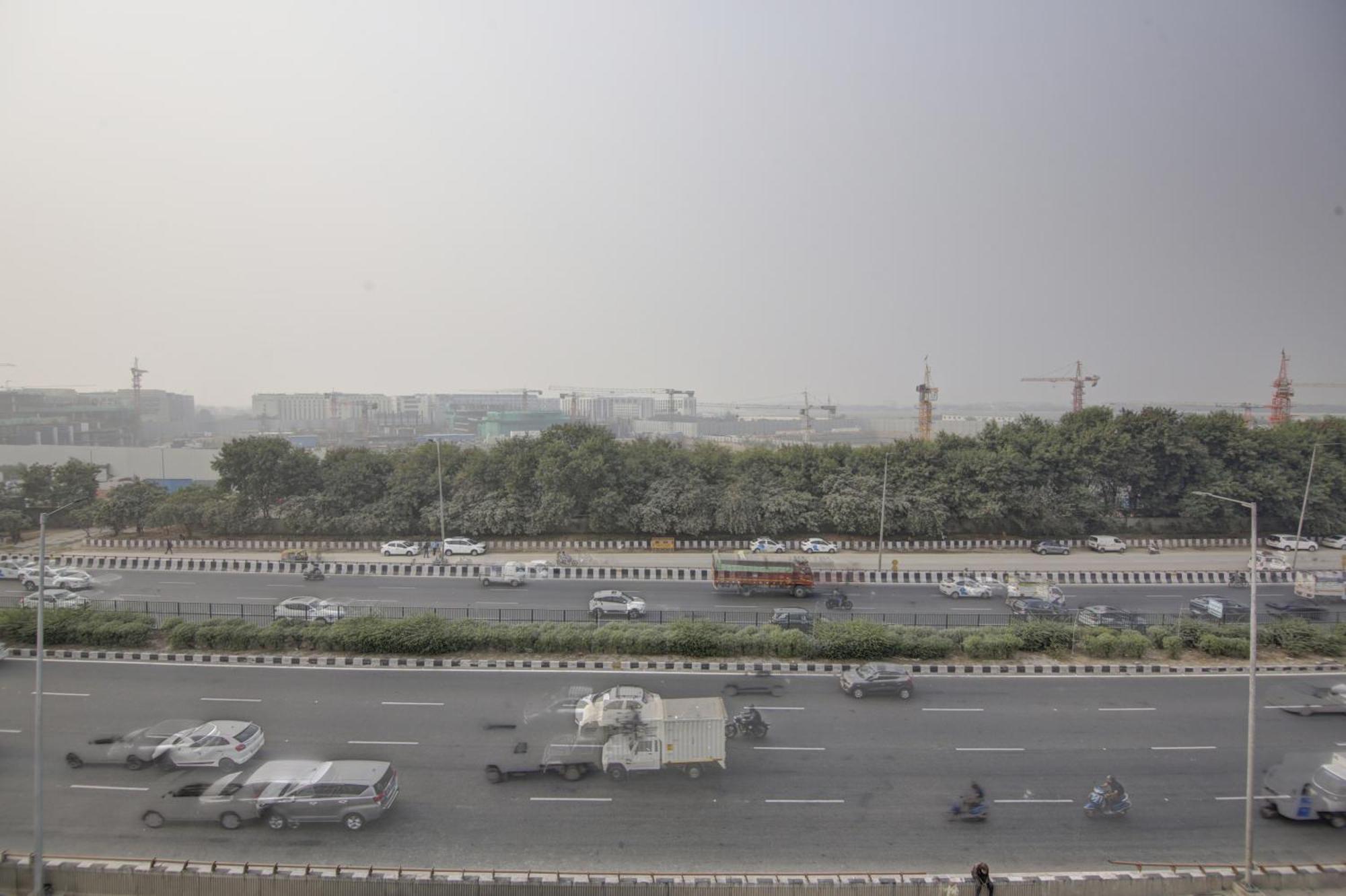 Hotel Venus Plaza New Delhi Bagian luar foto